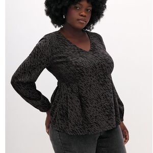 NWT Addition Elle Fit and Flare Blouse with Smocking at Side Thunderstorm Printe